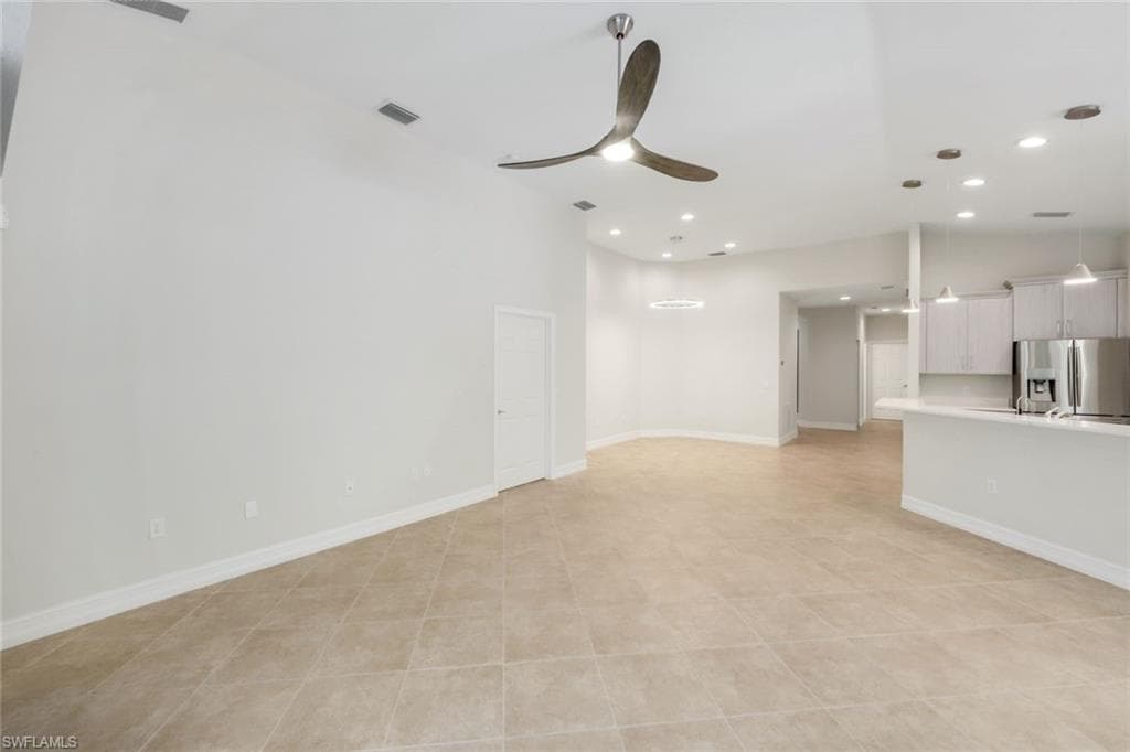 2040 Tarpon Bay DR N 201-28