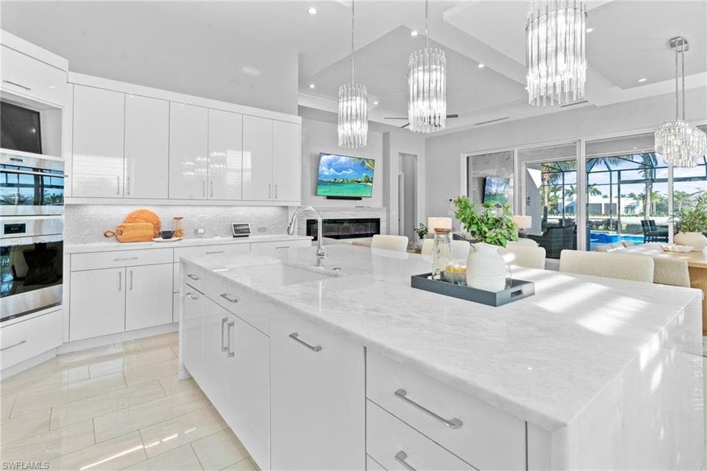 10570 Via Torino WAY-19
