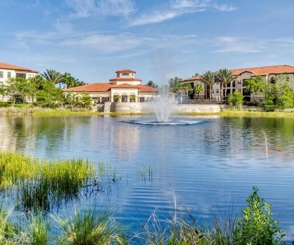 13000 Positano CIR 305-13