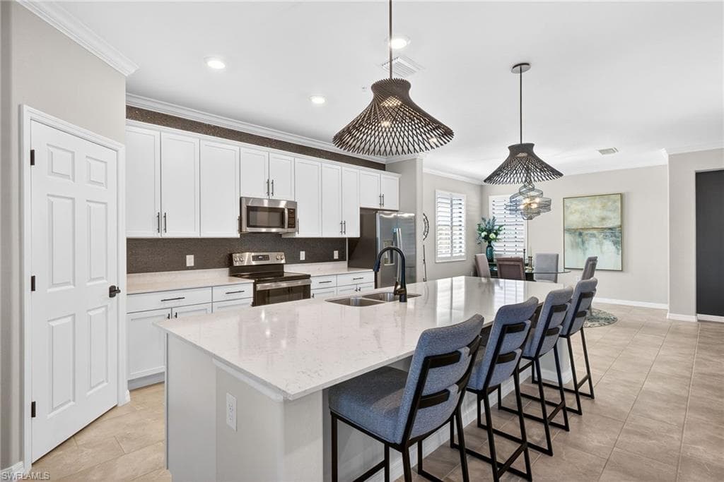 2387 Anguilla DR 202-6