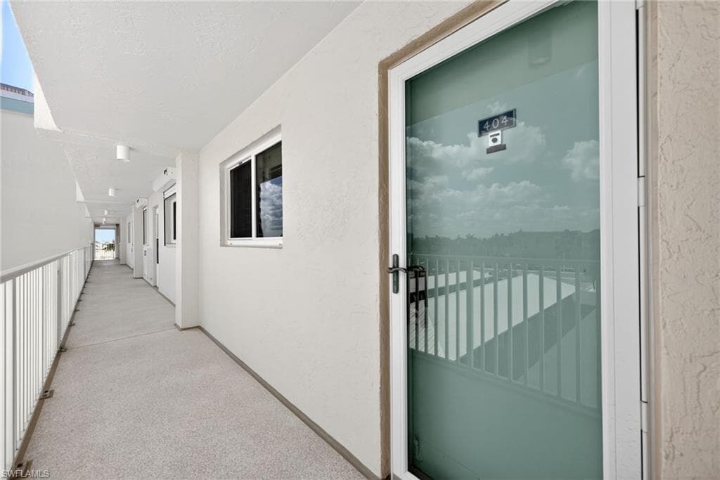 7400 Estero BLVD 404-28