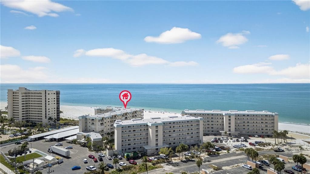 7400 Estero BLVD 404-24