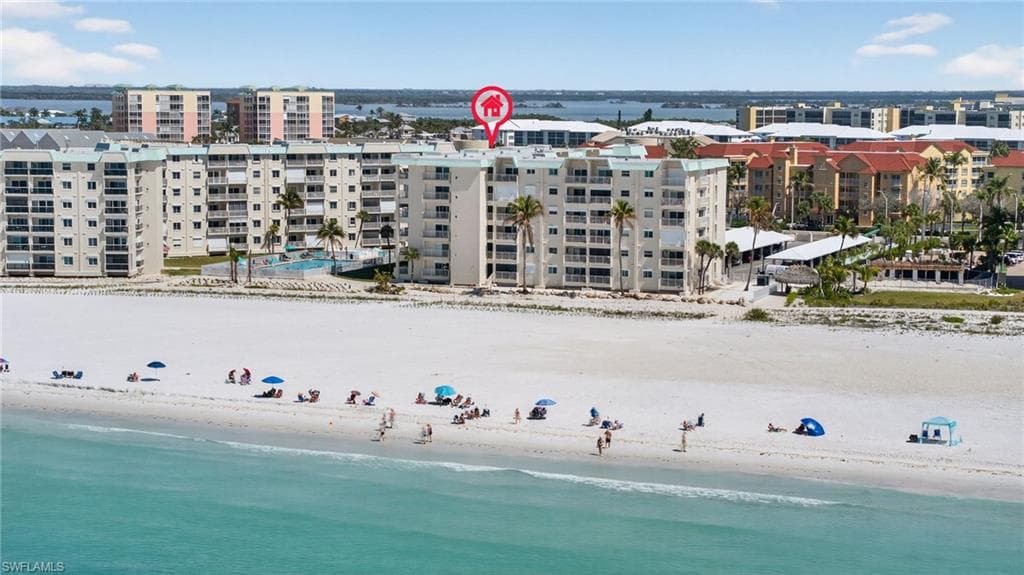 7400 Estero BLVD 404-25