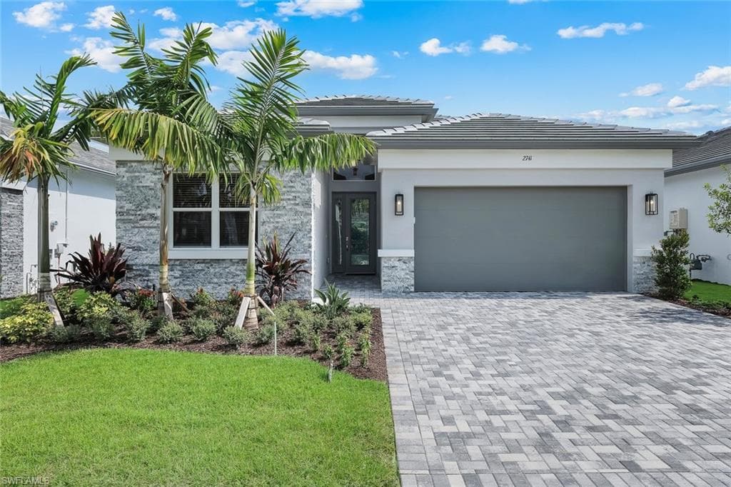 2741 Durham CIR-8