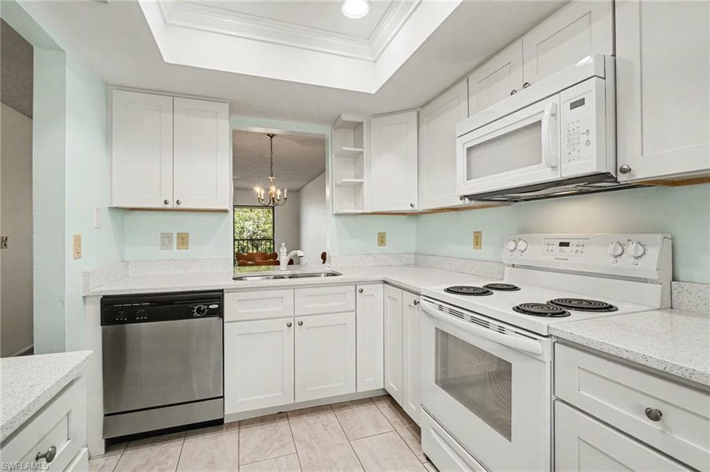 423 Cape Coral PKWY W 203 (207)-5