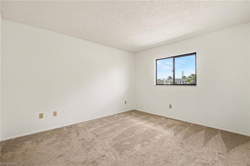 423 Cape Coral PKWY W 203 (207)-19