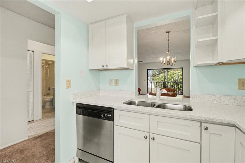 423 Cape Coral PKWY W 203 (207)-4