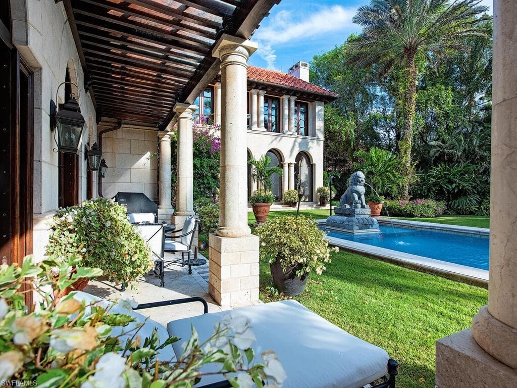 3200 Green Dolphin LN-43