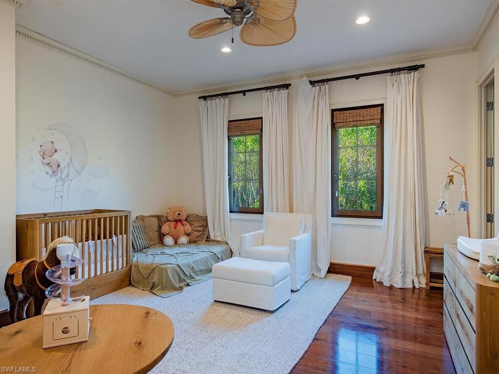 3200 Green Dolphin LN-36