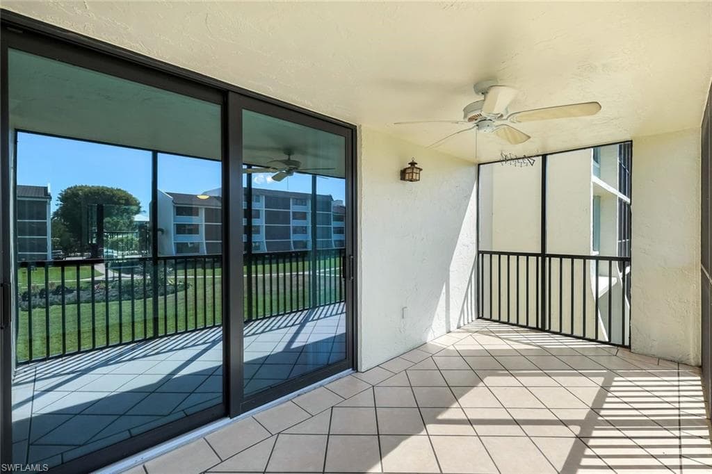 979 E Gulf DR D452-3