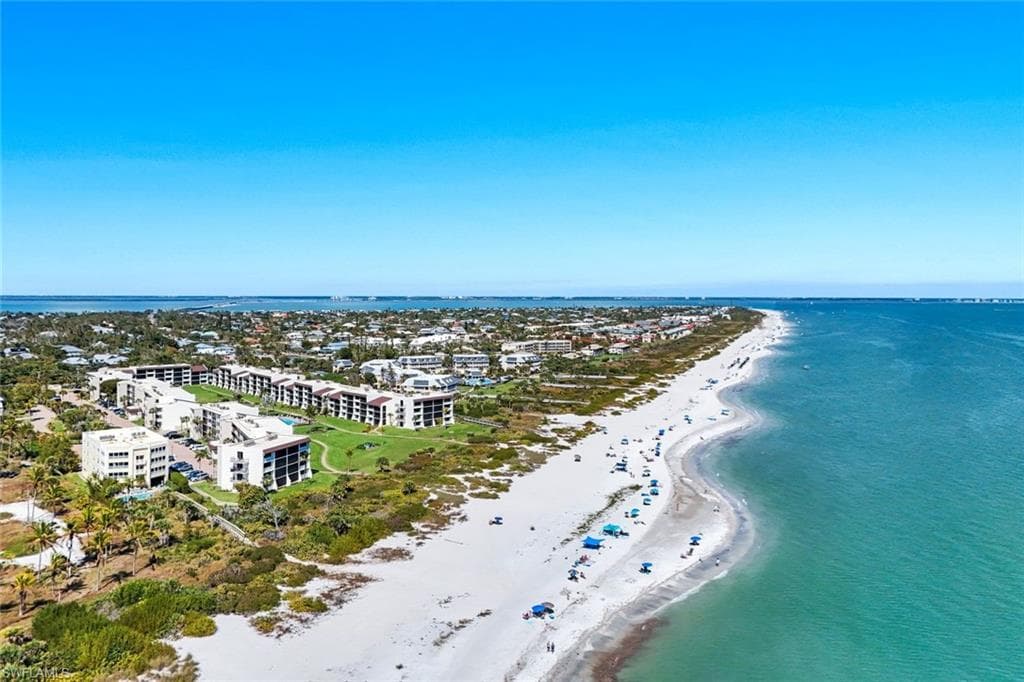 979 E Gulf DR D452-5