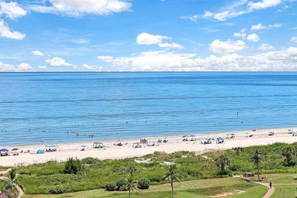 979 E Gulf DR D452-8