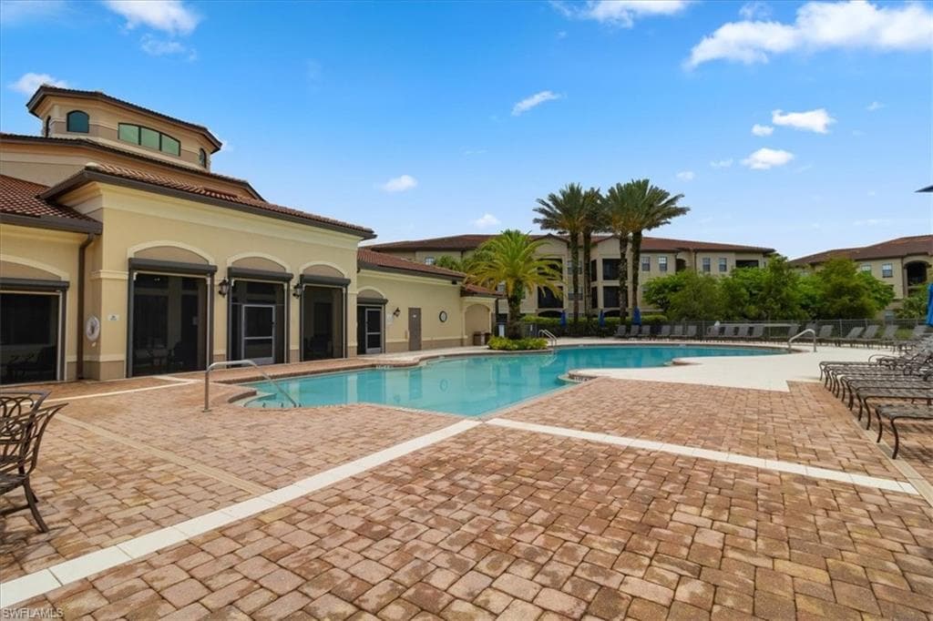 12970 Positano CIR 301-33