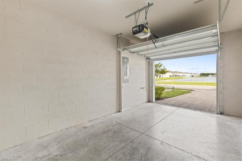 15245 Wildflower CIR-27