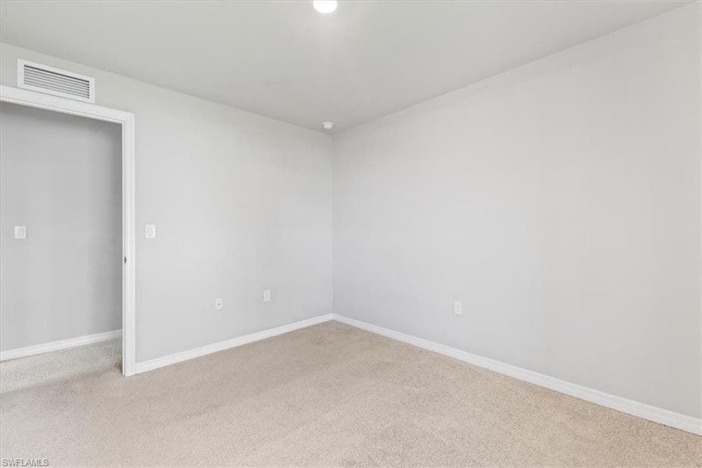 15245 Wildflower CIR-26