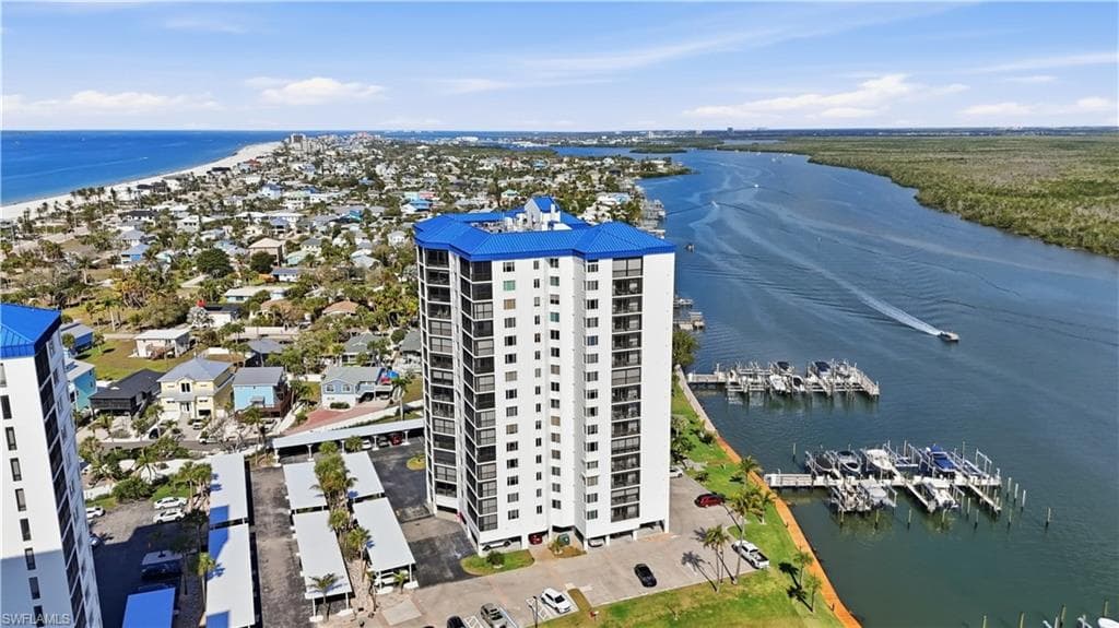 4753 Estero BLVD 502-34