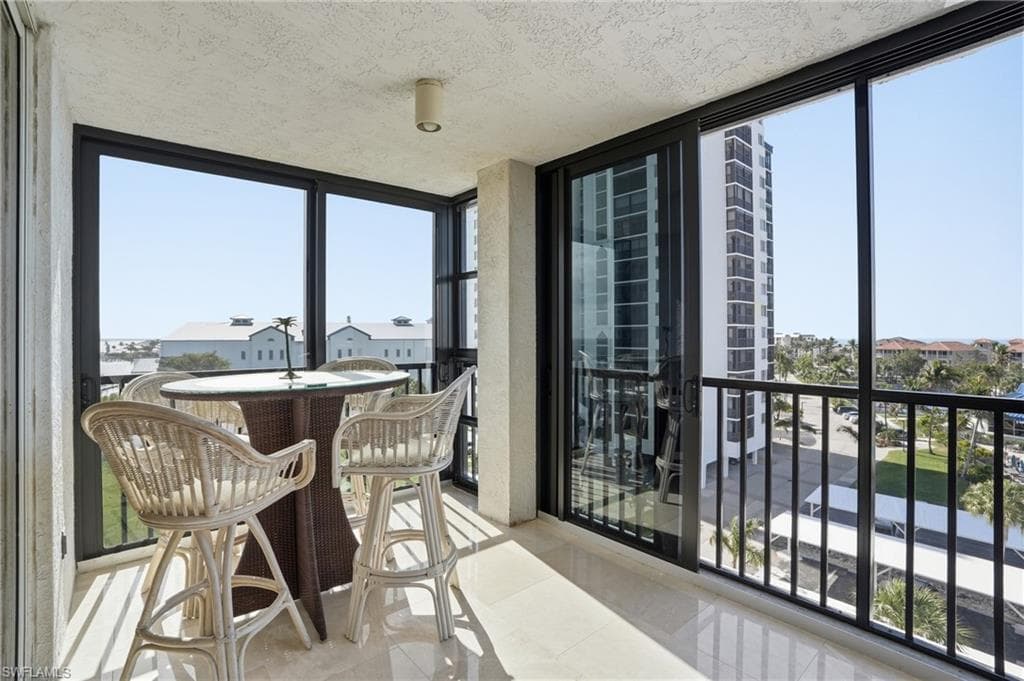 4753 Estero BLVD 502-29