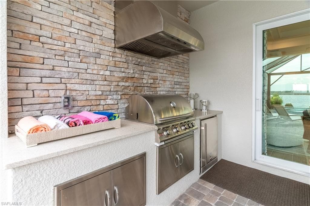 14486 Blue Bay CIR-44