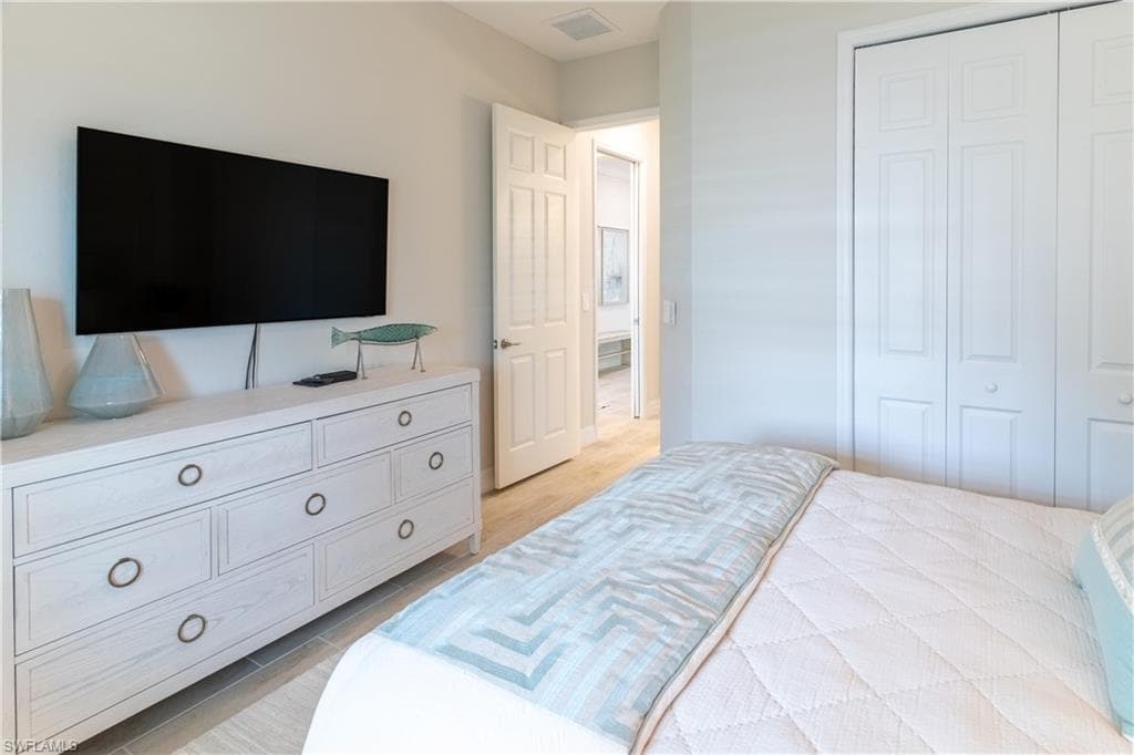 14486 Blue Bay CIR-29
