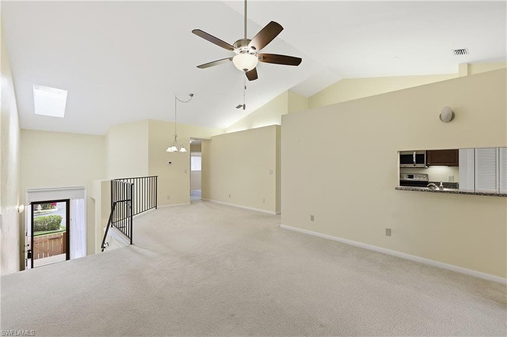 7121 Golden Eagle CT 623-6
