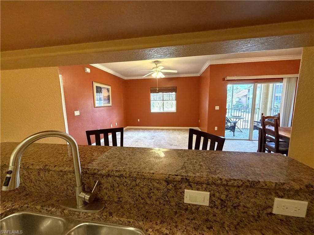13110 Bella Casa CIR 214-13