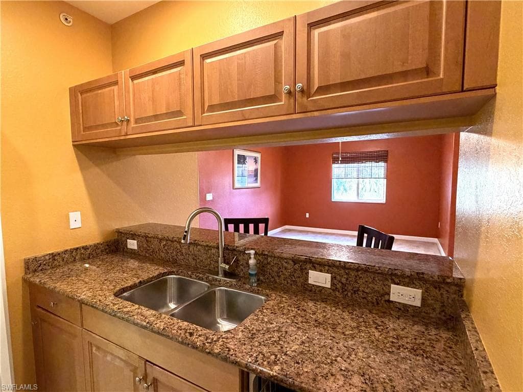 13110 Bella Casa CIR 214-9