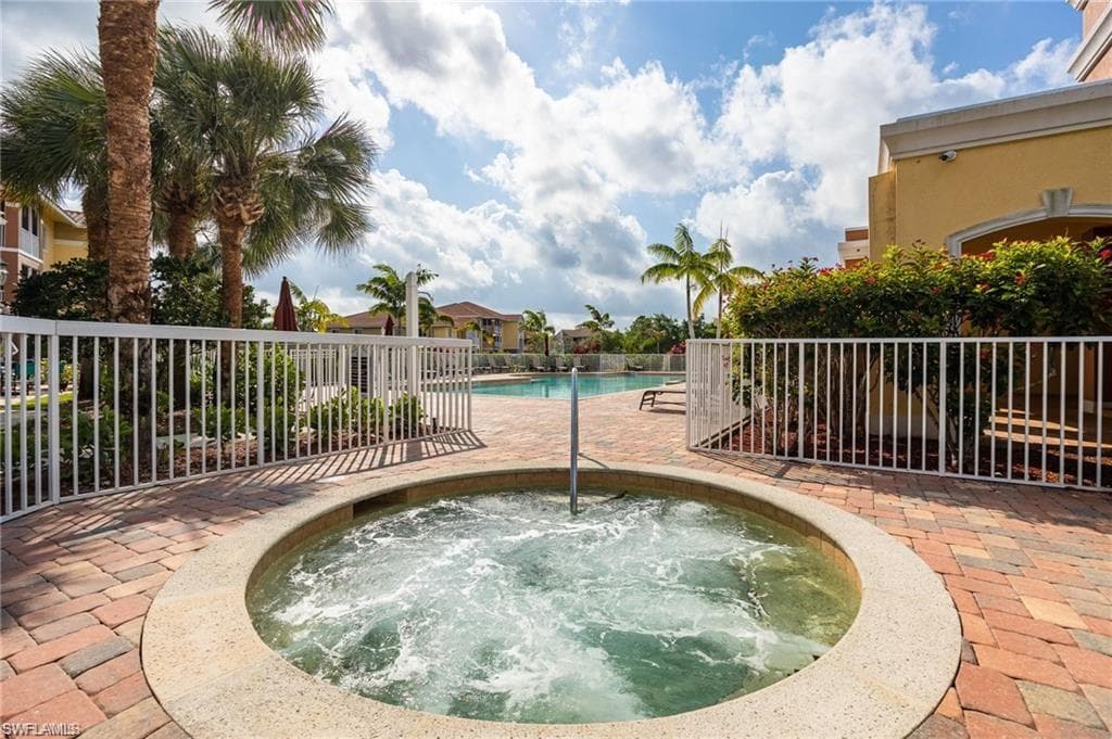 13110 Bella Casa CIR 214-41