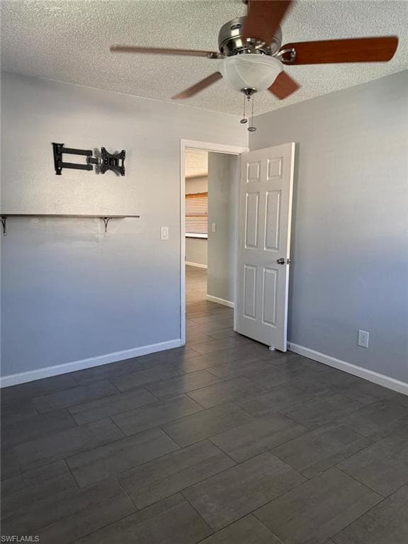 698 Muscogee DR-6