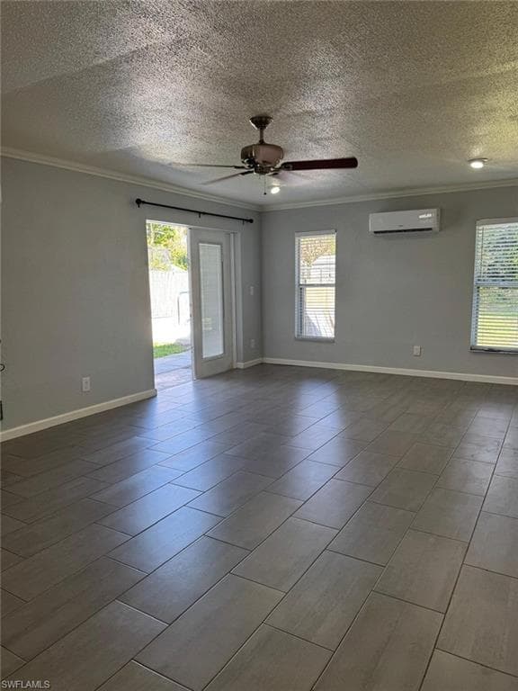698 Muscogee DR-9