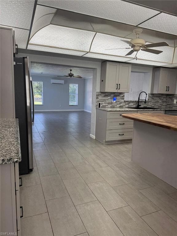 698 Muscogee DR-4