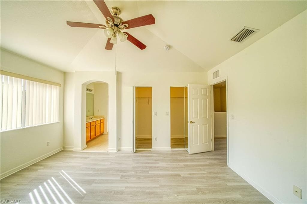 10027 Salina ST-31
