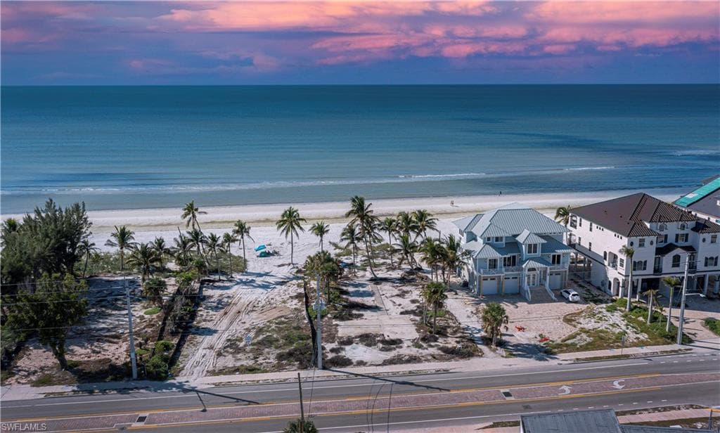 3250 Estero BLVD-36