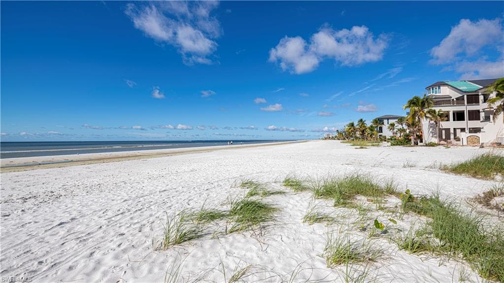 3250 Estero BLVD-33