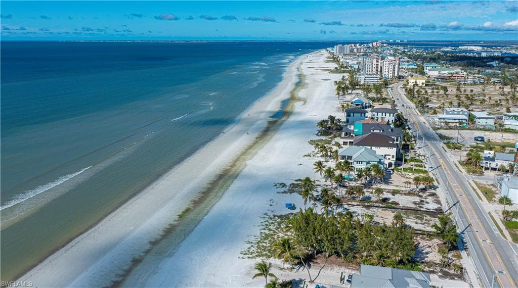 3250 Estero BLVD-18