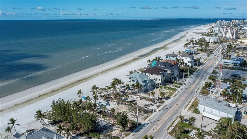 3250 Estero BLVD-25