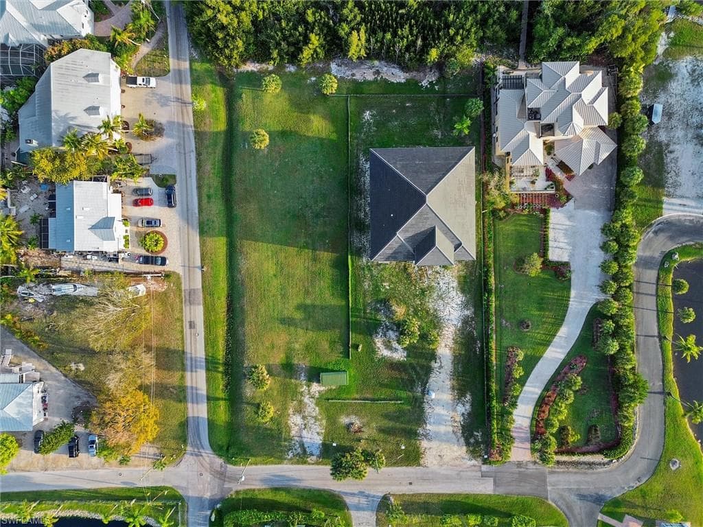 3716 Margina CIR-8