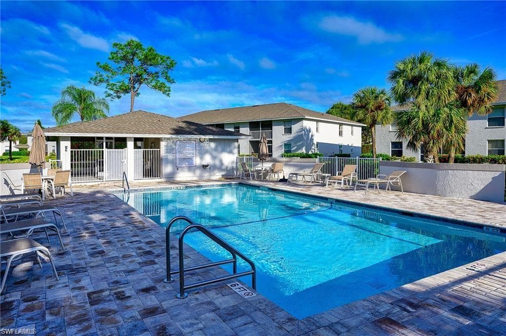 1476 Churchill CIR J-202-11