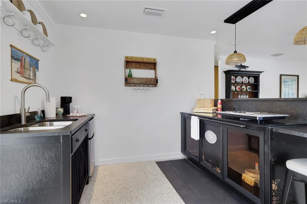 1290 Venetian WAY-16