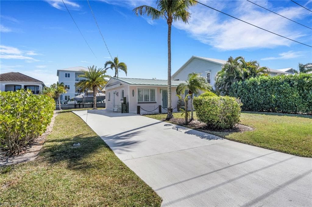 1290 Venetian WAY-1
