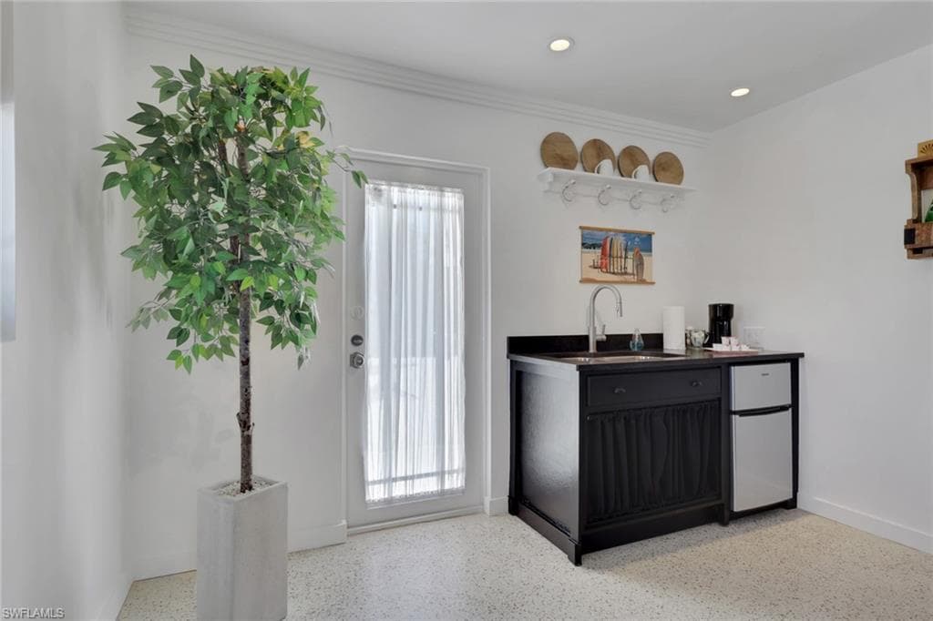 1290 Venetian WAY-15