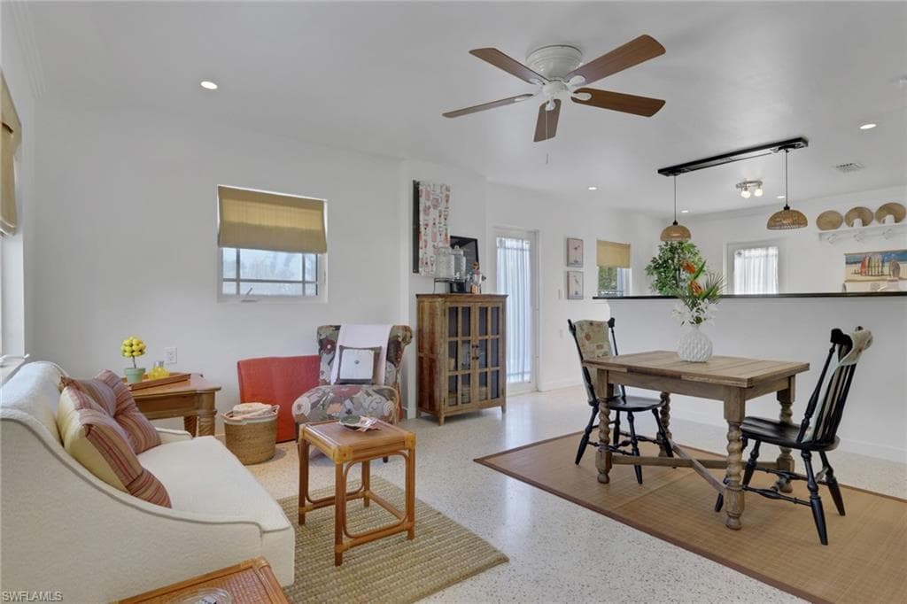 1290 Venetian WAY-11