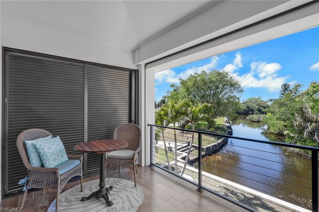 27170 Esther DR-27