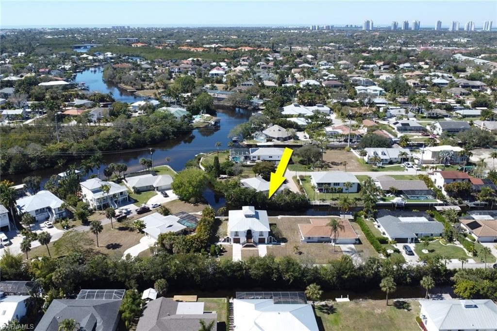 27170 Esther DR-43