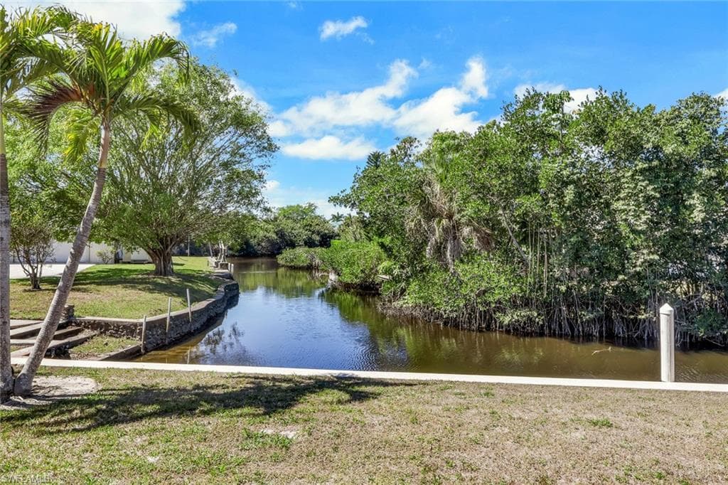 27170 Esther DR-40