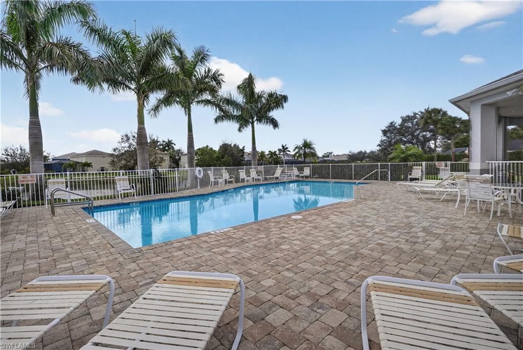 9689 Pineapple Preserve CT-46