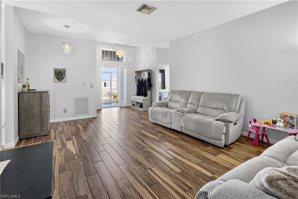 9689 Pineapple Preserve CT-7