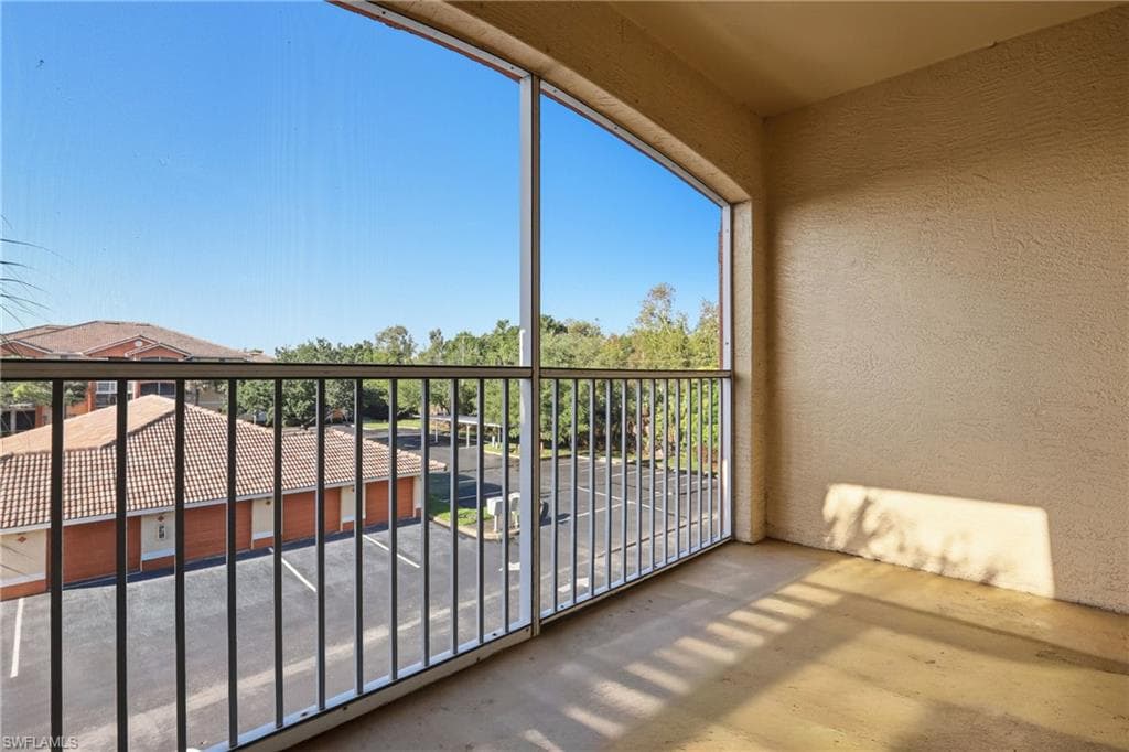 6321 Aragon WAY 306-22