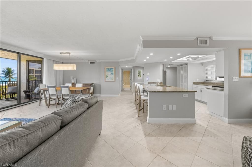 1401 Middle Gulf DR 305R-3