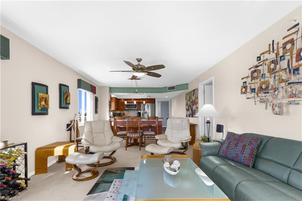 345 Mango ST 406-28