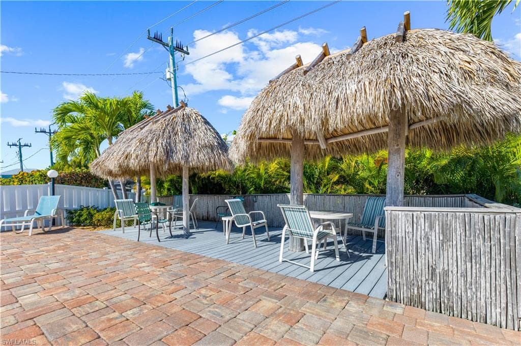 345 Mango ST 406-18
